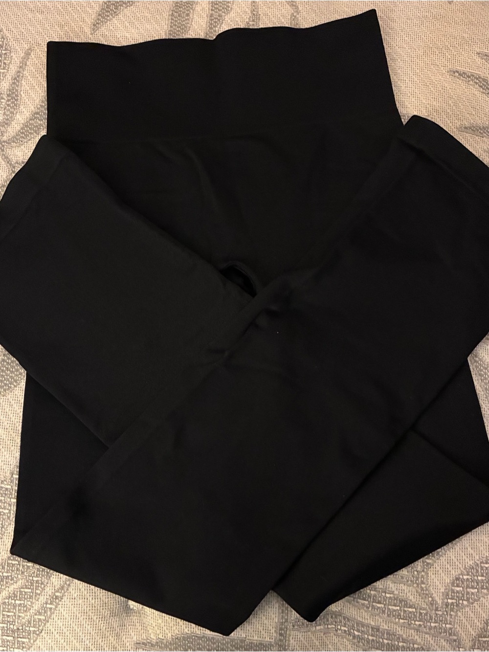Sculpting High-Waist Black Leggings